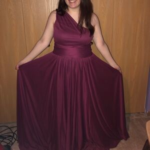 Elegant Burgundy Women's Dress